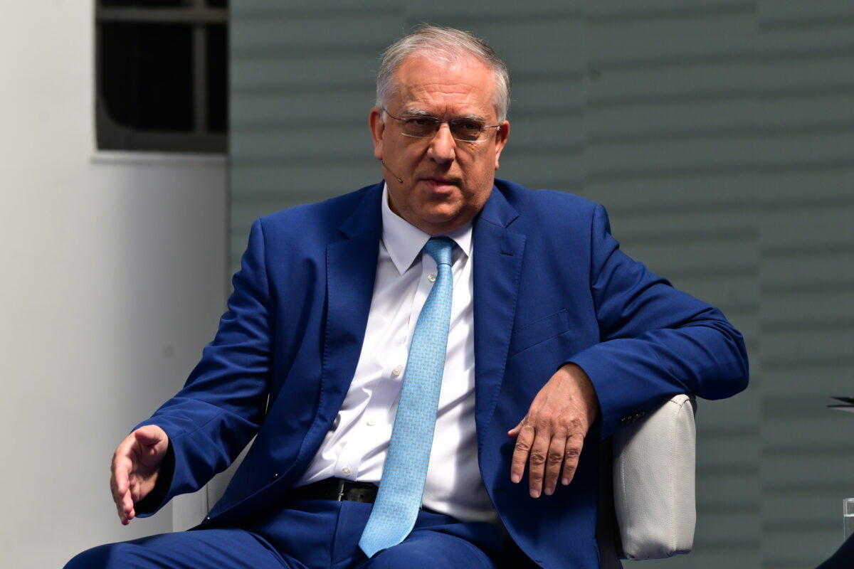 Θεοδωρικάκος: Αρνητικός ο πληθωρισμός τροφίμων τον Ιούλιο, συνεχίζουμε τη μάχη για μείωση των τιμών