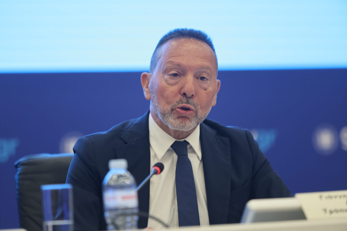 Ο Στουρνάρας υπέρ της προσέλκυσης ξένων τραπεζών στην Ελλάδα