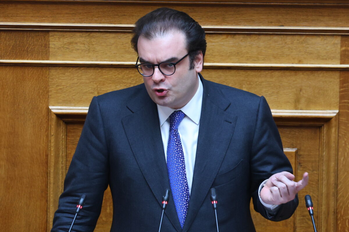 «Πιερρακάκης, ο Έλληνας που θέλει να ξυπνήσει την Ευρώπη» - Αφιέρωμα του Le point στον Έλληνα ΥΠΟΙΚ
