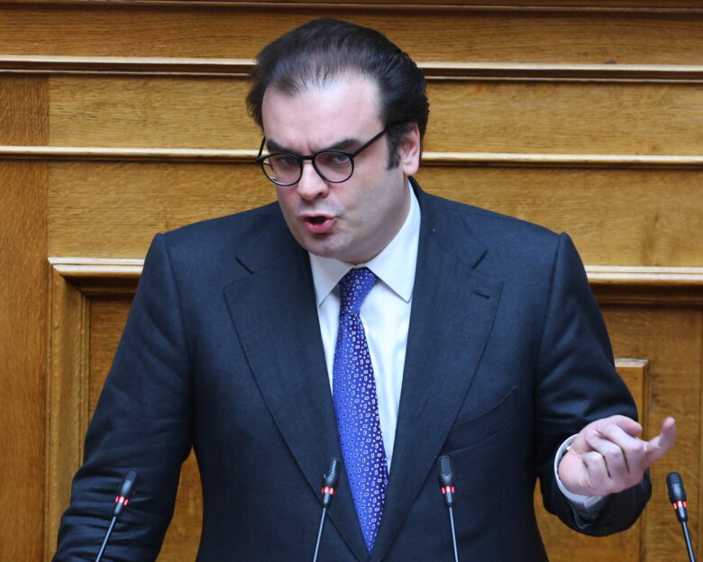 Συζήτηση και λήψη απόφασης επί της προτάσεως για αναθεώρηση διατάξεων του Συντάγματος, σύμφωνα με τα άρθρα 110 του Συντάγματος και 119 του Κανονισμού της Βουλής. 3η ημέρα συνεδρίασης. Δευτέρα 27 Ιουλίου 2026