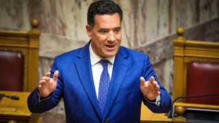 Ο υπουργός Υγείας, Άδωνις Γεωργιάδης στη Βουλή
