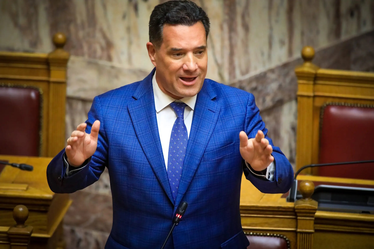 Ο υπουργός Υγείας, Άδωνις Γεωργιάδης στη Βουλή