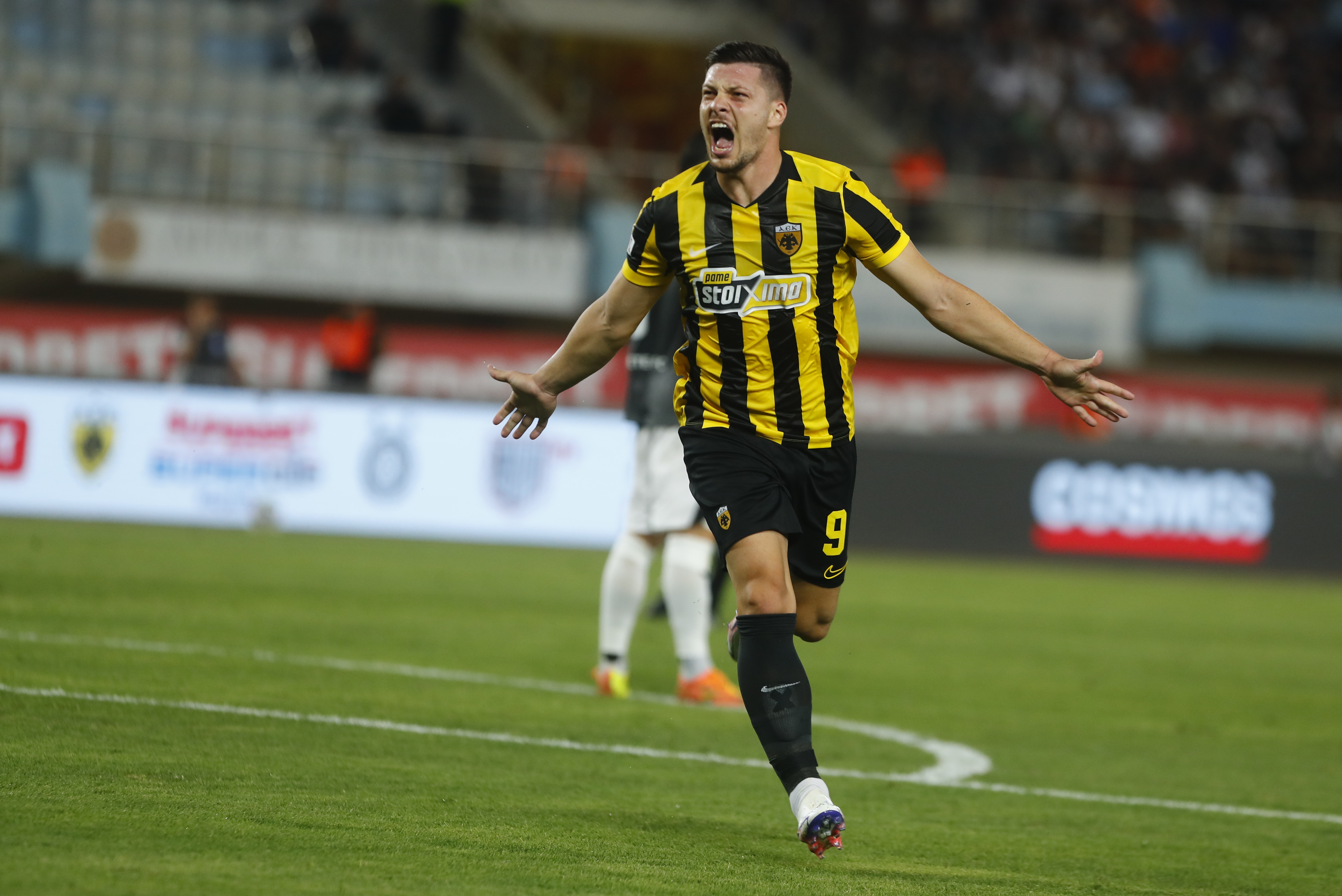 ΑΕΚ – ΟΦΗ: Το γκολ του Γιόβιτς για το 1-0 στον τελικό του Super Cup