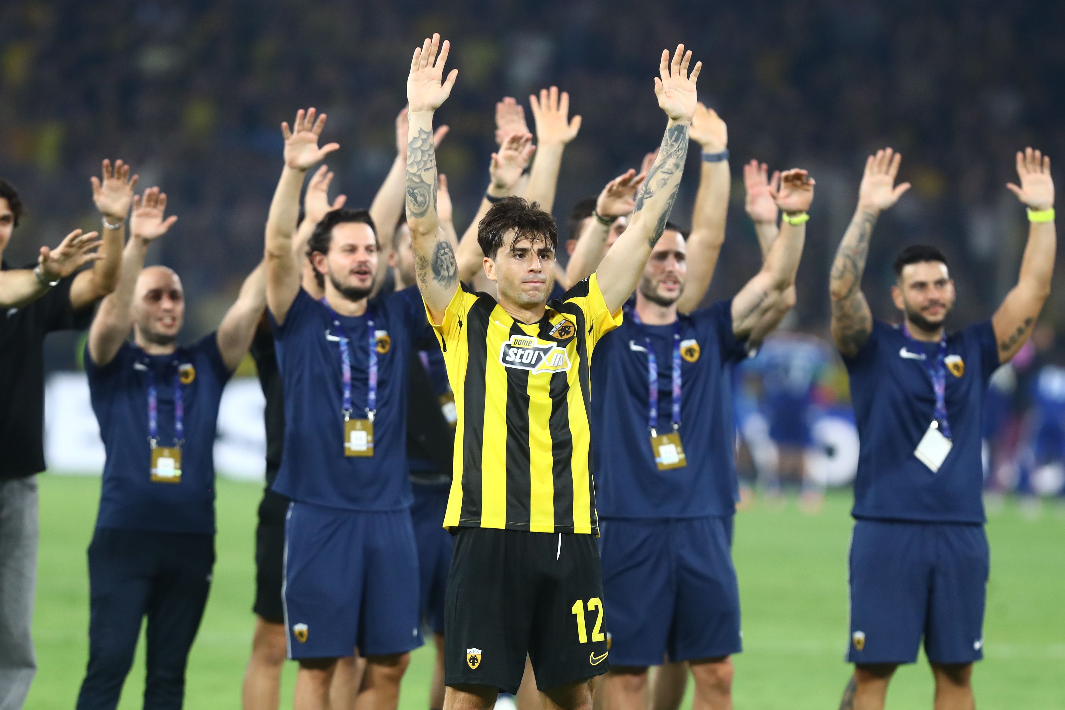 ΑΕΚ: Η παρακάμερα της πρόκρισης στο Champions League – Ο πανζουρλισμός στα γκολ και η αποθέωση στο φινάλε