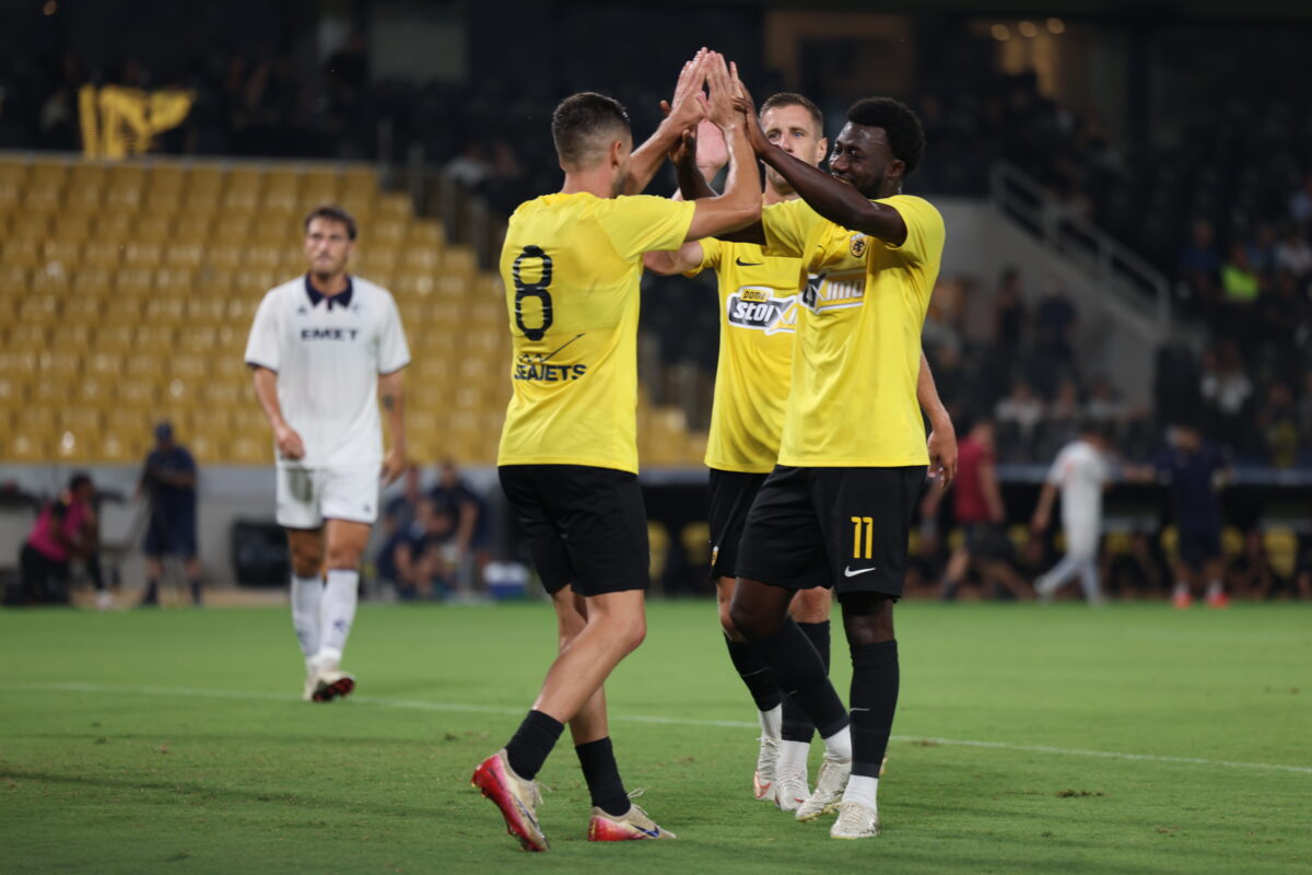 ΑΕΚ - Athens Kallithea 4-0: Φιλική νίκη με χατ-τρικ του Γκατσίνοβιτς και «μαγεία» από τον Βιτάλις