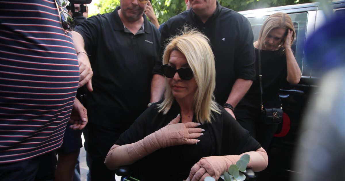Αφροδίτη Νέστορα: Μαμά, συγγνώμη που δεν κατάφερα να σε προστατεύσω