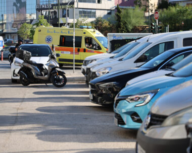Το αυτοκίνητο που βρέθηκε νεκρός ο αστυνομικός στον Άγιο Δημήτριο
