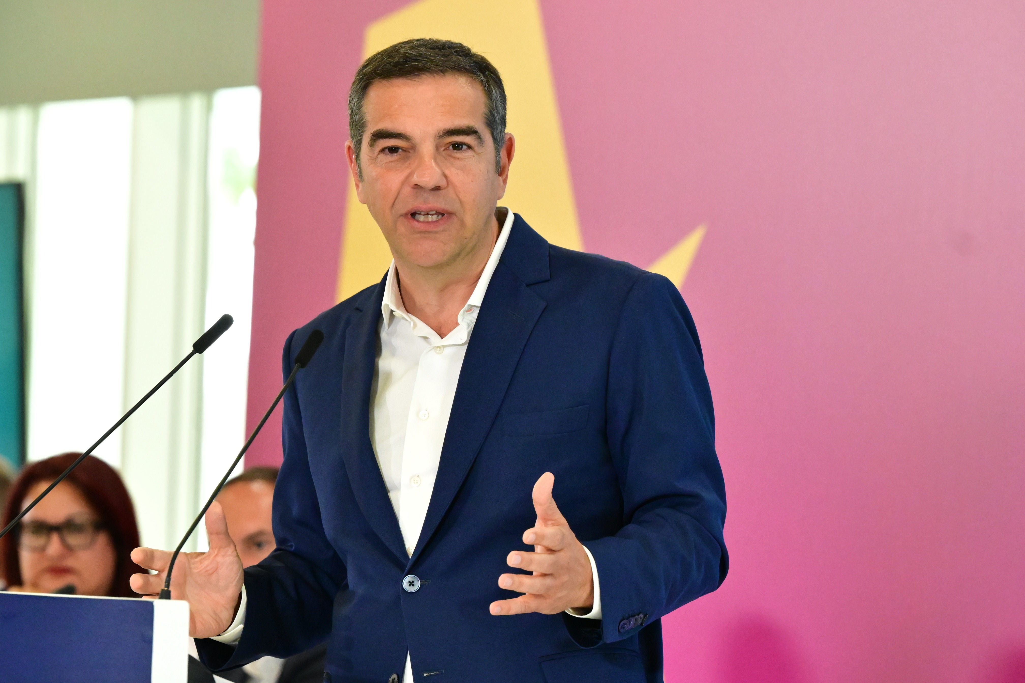 Αλέξης Τσίπρας: «Δεν είναι η ώρα για την απόδοση ευθυνών, αλλά ούτε και για δικαιολογίες»