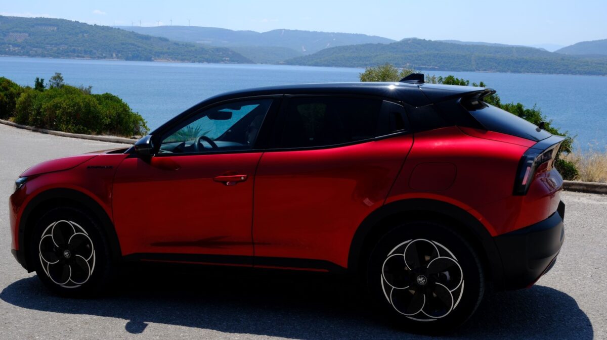 alfa romeo junior elettrica