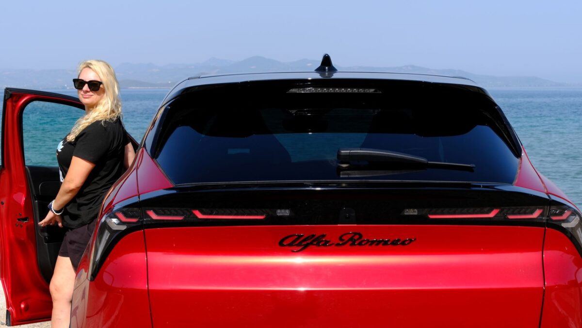 alfa romeo junior elettrica