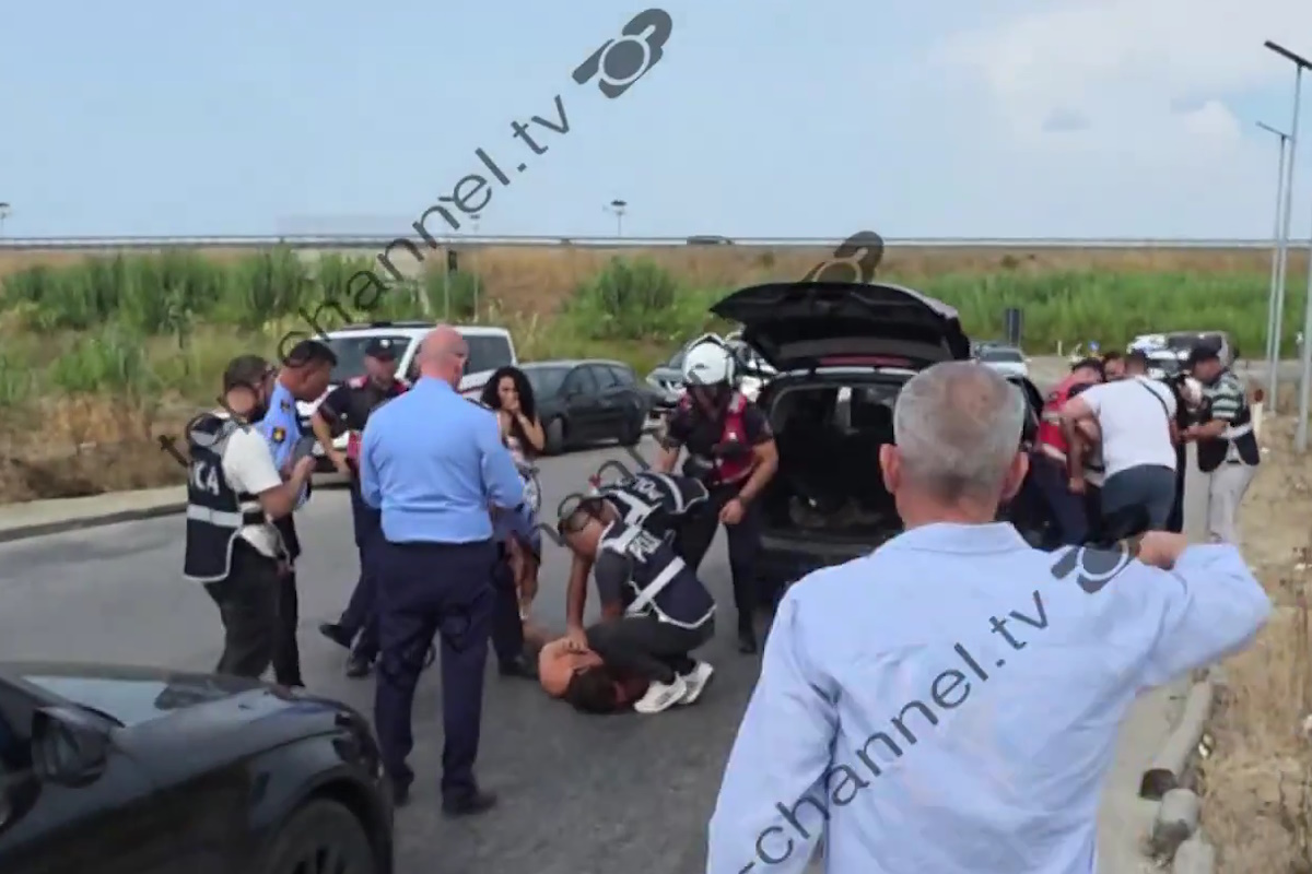 Αλβανία: 12 συλλήψεις για τη δολοφονία του Πορτογάλου τουρίστα - Αστυνομικός φέρεται να βοήθησε τον δράστη να ξεφύγει, αναζητείται ο ιδιοκτήτης του beach bar