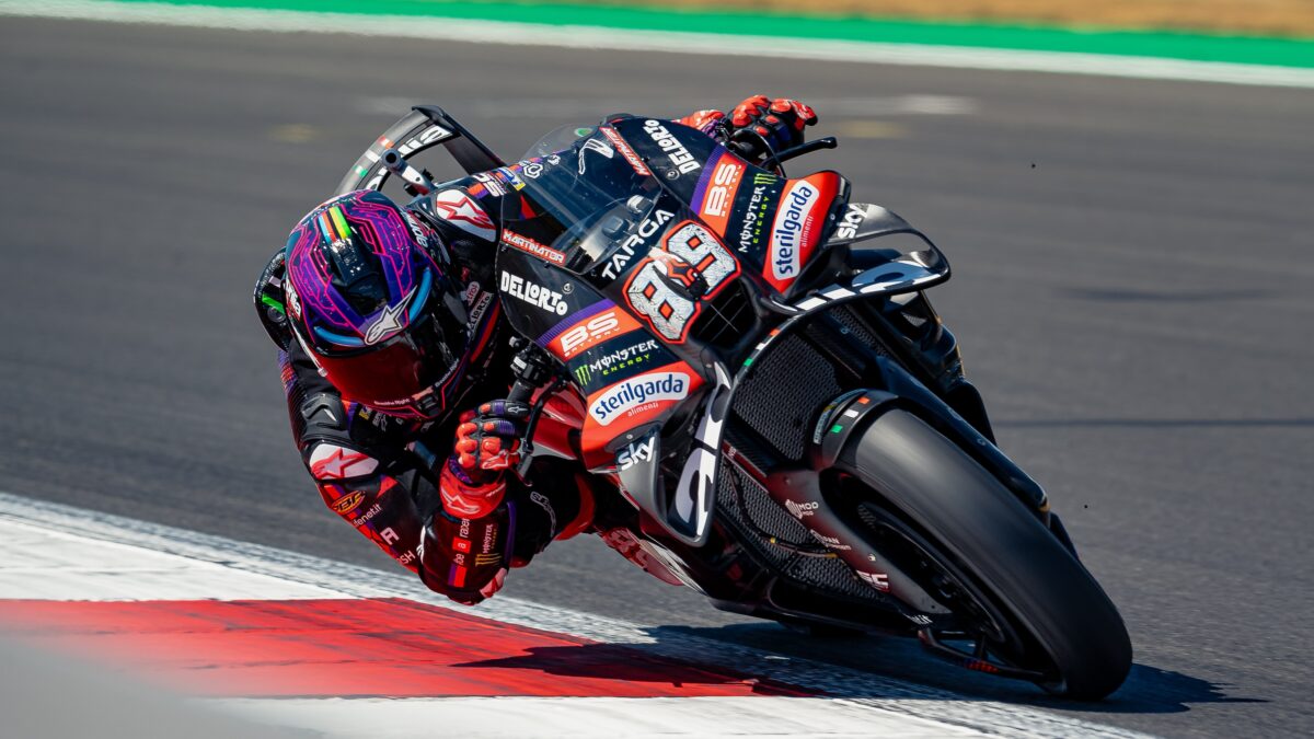 apriliaracing-martin-silverstone