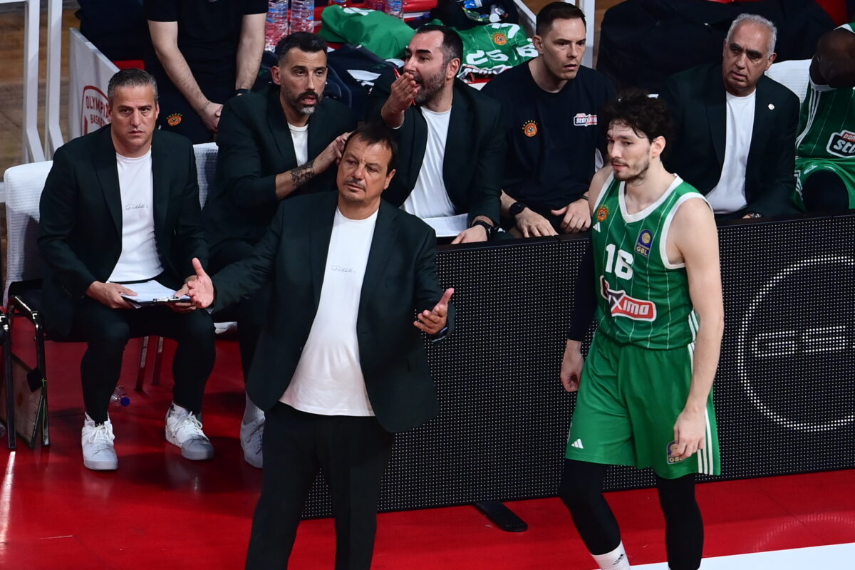 Ο Εργκίν Αταμάν αποθέωσε τον Τσέντι Όσμαν: «Ο κορυφαίος στην Ευρώπη στη θέση του»