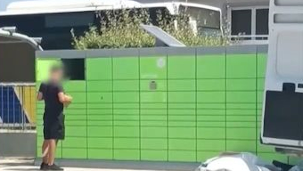 Box Now: Μεταφορέας πετάει και κλωτσάει δέματα - Η απάντηση της εταιρίας