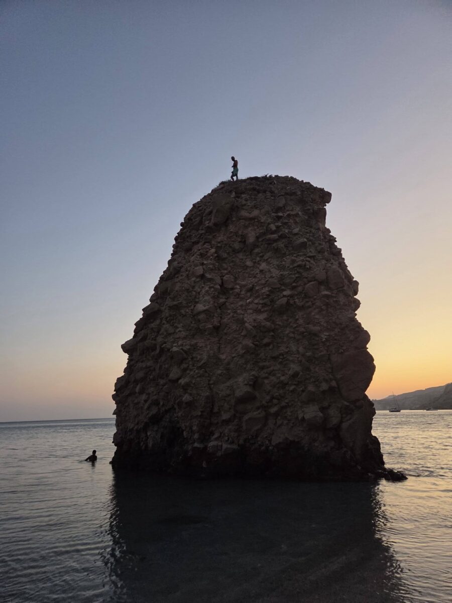 Διάσωση τουρίστα στη Μήλο