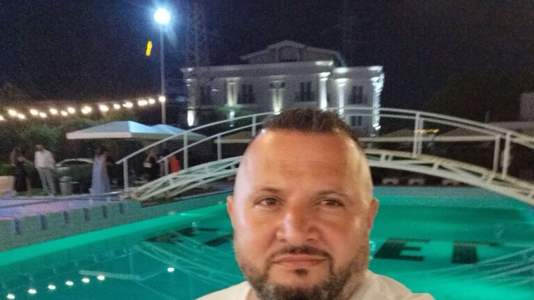 Γυναικοκτονία στη Νέα Σμύρνη: Ο 48χρονος είχε γίνει σκιά της 45χρονης – Το όπλο του συνδέεται με την αλβανική αστυνομία