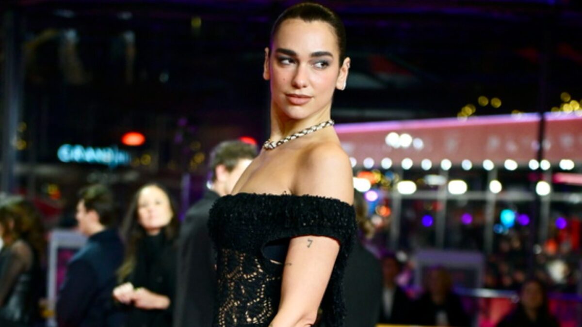 Η Dua Lipa