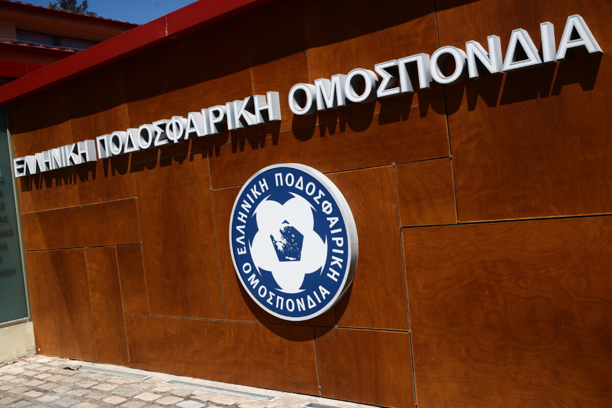 Η ΕΠΟ απέσυρε επίσημα τη στήριξή της στον Τζιάνι Ινφαντίνο ενόψει των εκλογών της FIFA