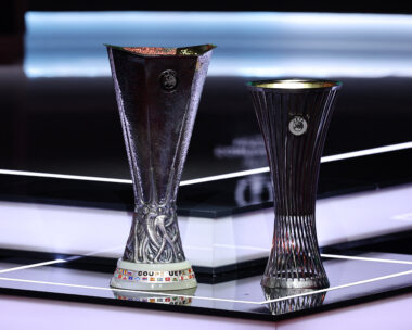 Τα τρόπαιο του Europa και του Conference League