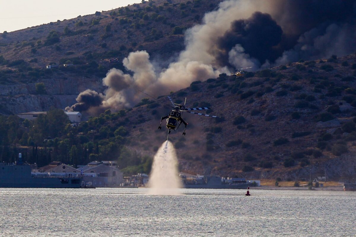 Πολύ υψηλός κίνδυνος πυρκαγιάς τη Δευτέρα σε Κρήτη, Κάρπαθο, Κάσο - Οι περιοχές σε «Red Code»