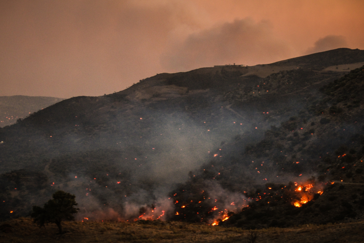 Τέσσερις συλλήψεις σε Μυτιλήνη, Πάτρα και Κάλαμο για παραβάσεις πυροπροστασίας