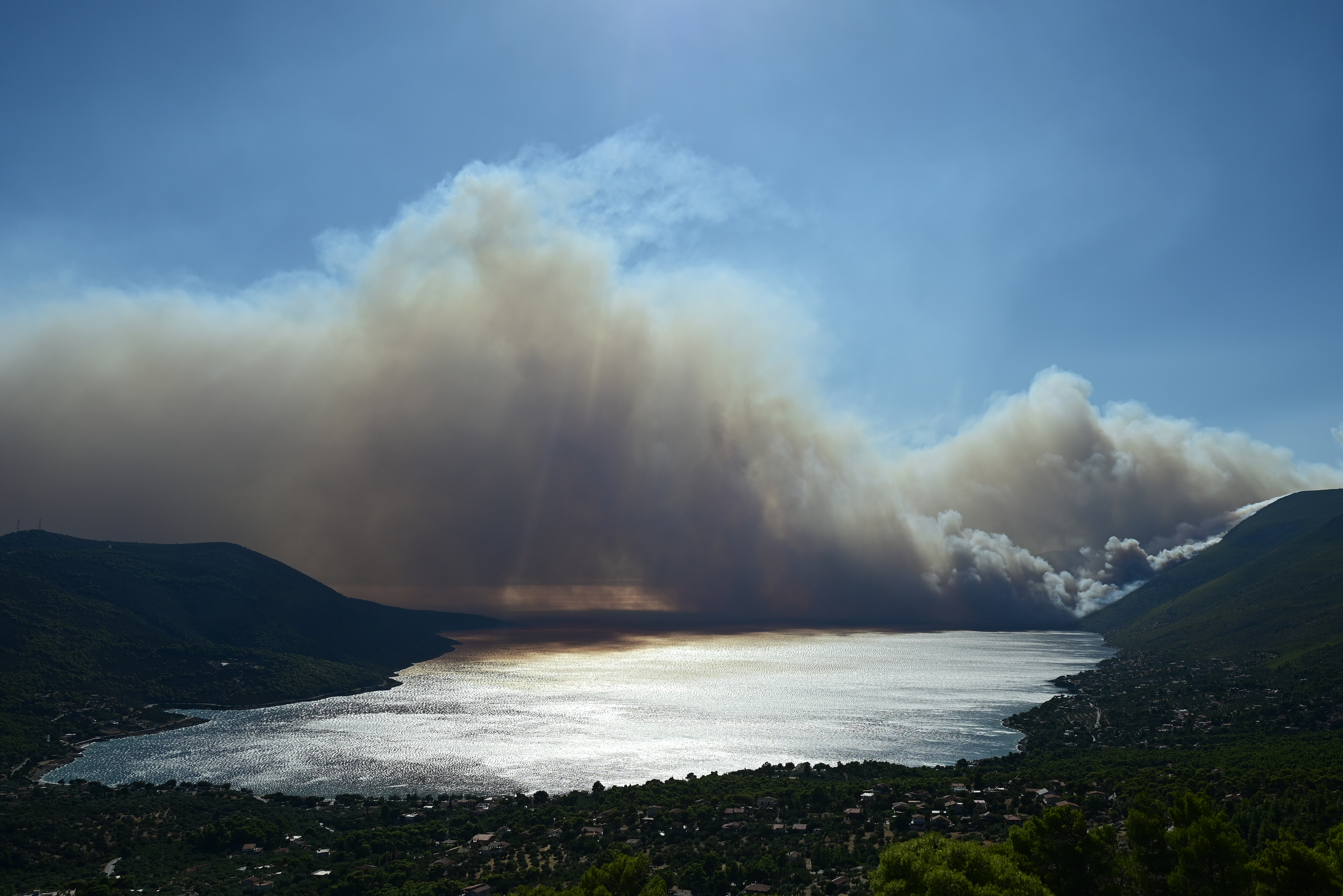 Φωτιά στο Πόρτο Γερμενό: Νέες κυκλοφοριακές ρυθμίσεις και εκτροπές στην περιοχή