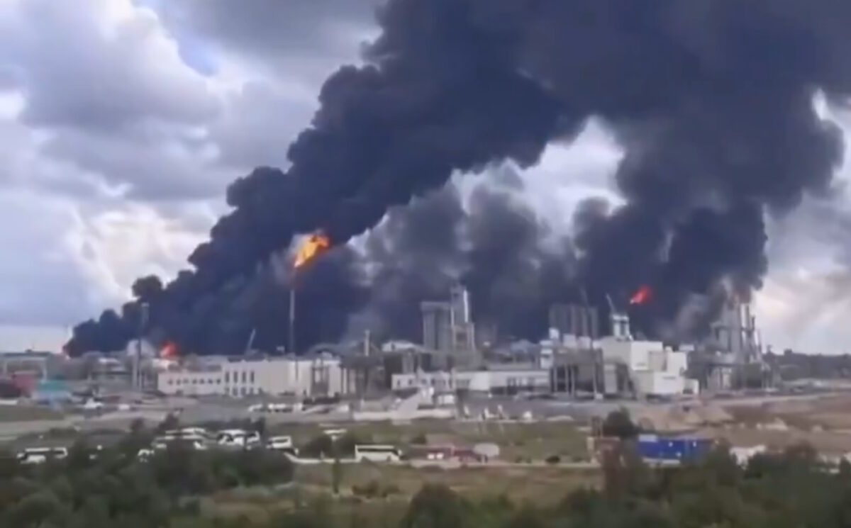 Ρωσία: 7 νεκροί και δεκάδες τραυματίες από φωτιά σε βιομηχανικό εργοτάξιο