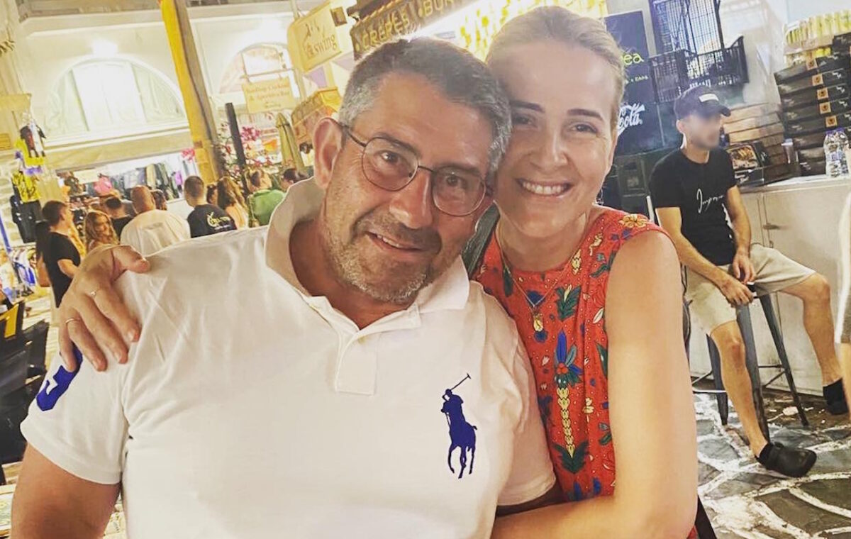 Η Ελένη Φωτοπούλου ευχήθηκε για τη γιορτή του Ακη Παυλόπουλου: «Δεκαπέντε χρόνια μου διδάσκει υπομονή και αγάπη»