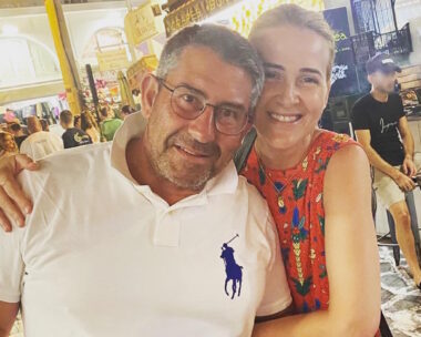 Η Ελένη Φωτοπούλου ευχήθηκε για τη γιορτή του Άκη Παυλόπουλου: «Δεκαπέντε χρόνια μου διδάσκει υπομονή και αγάπη»