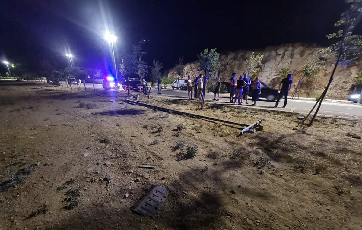 Φυλή: Νεκρή 17χρονη σε τροχαίο δυστύχημα - Αυτοκίνητο καρφώθηκε σε κολώνα