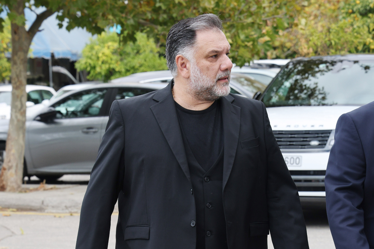 Γρηγόρης Αρναούτογλου