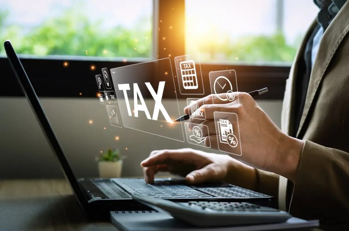 myDATA: Πότε η Εφορία διορθώνει τα έσοδα λόγω clawback - Η παγίδα με τις λογιστικές διαφορές