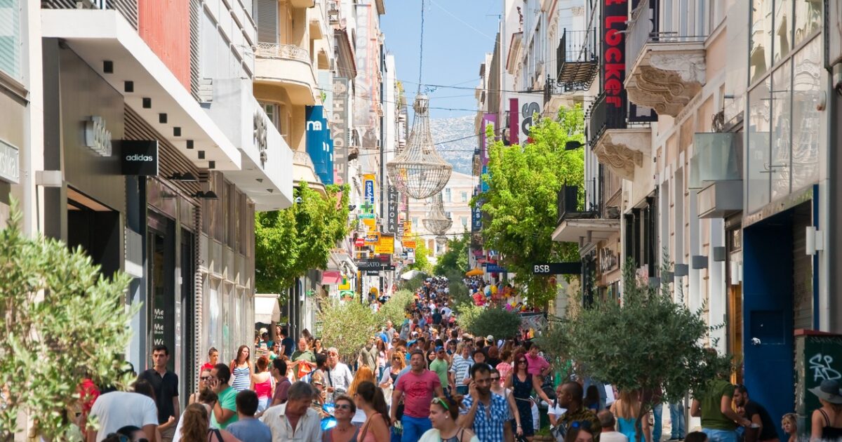 Θερινές εκπτώσεις 2026: Τελευταία ευκαιρία για τους καταναλωτές και προβληματισμός στον εμπορικό κόσμο για το ταμείο Θερινές εκπτώσεις 2026: Τελευταία ευκαιρία για τους καταναλωτές και προβληματισμός στον εμπορικό κόσμο για το ταμείο