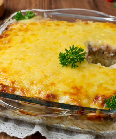 Casserole with pasta and minced meat under a cheese crust