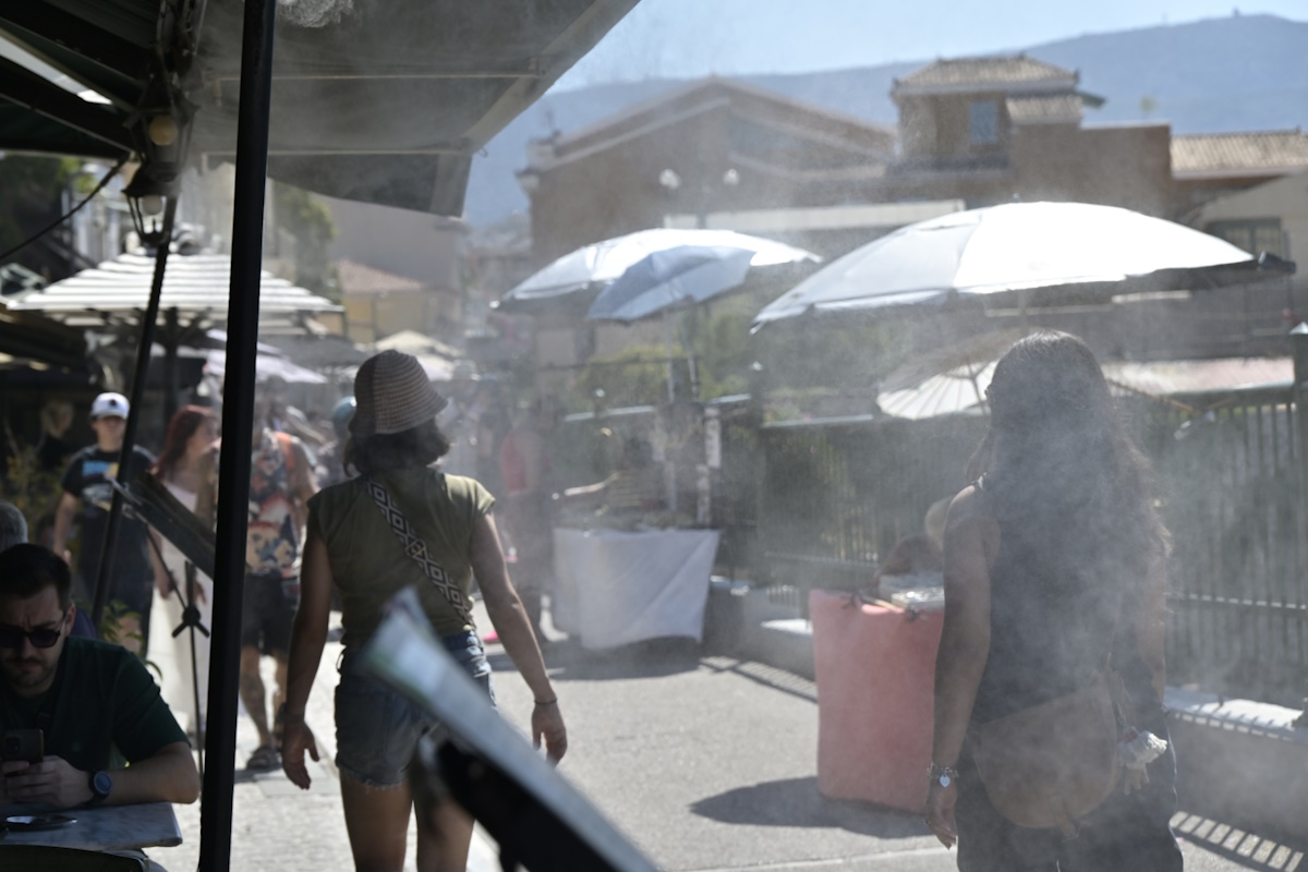 Καιρός: Ξεκινάει η βδομάδα του καύσωνα διαρκείας - Στους 38 βαθμούς η θερμοκρασία, 40αρια από το Σαββατοκύριακο