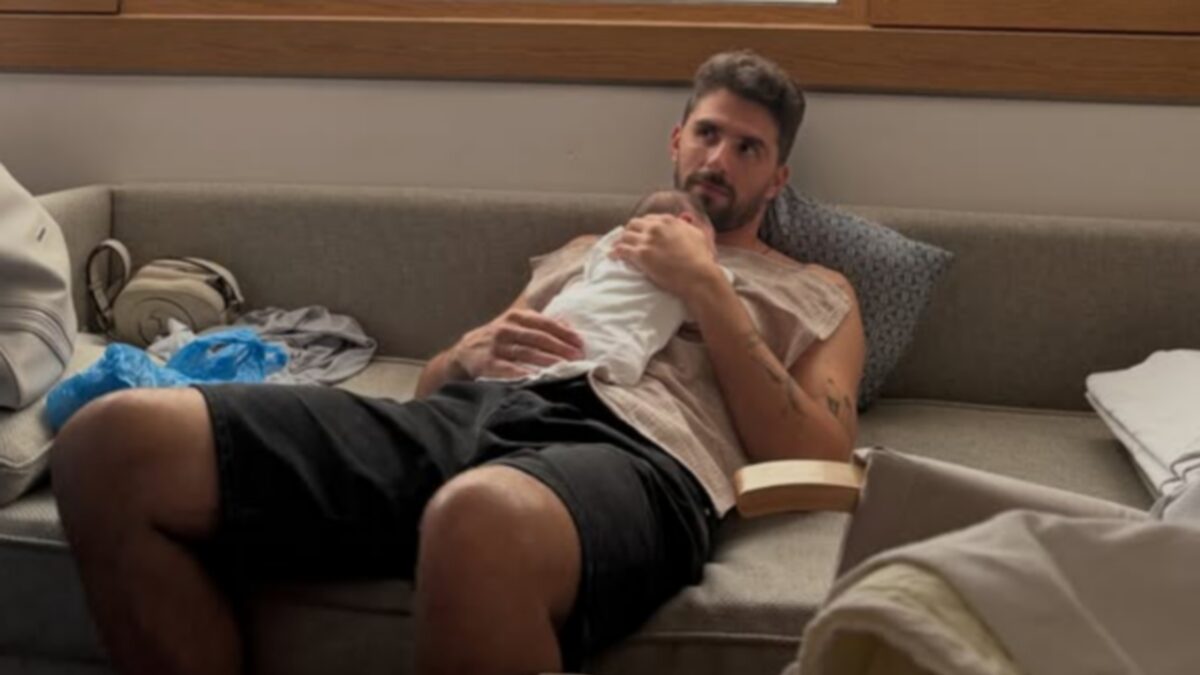 Ο Στέφανος Καπίνο έγινε πατέρας, γέννησε η σύζυγός του Μιρκέτα Βιδάλη