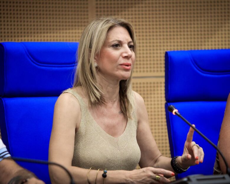 Η Μαρία Καρυστιανού