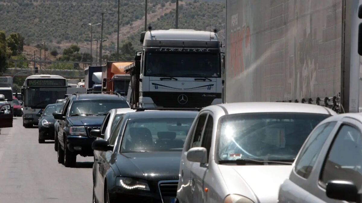 Αυξημένη κίνηση στην Αττική