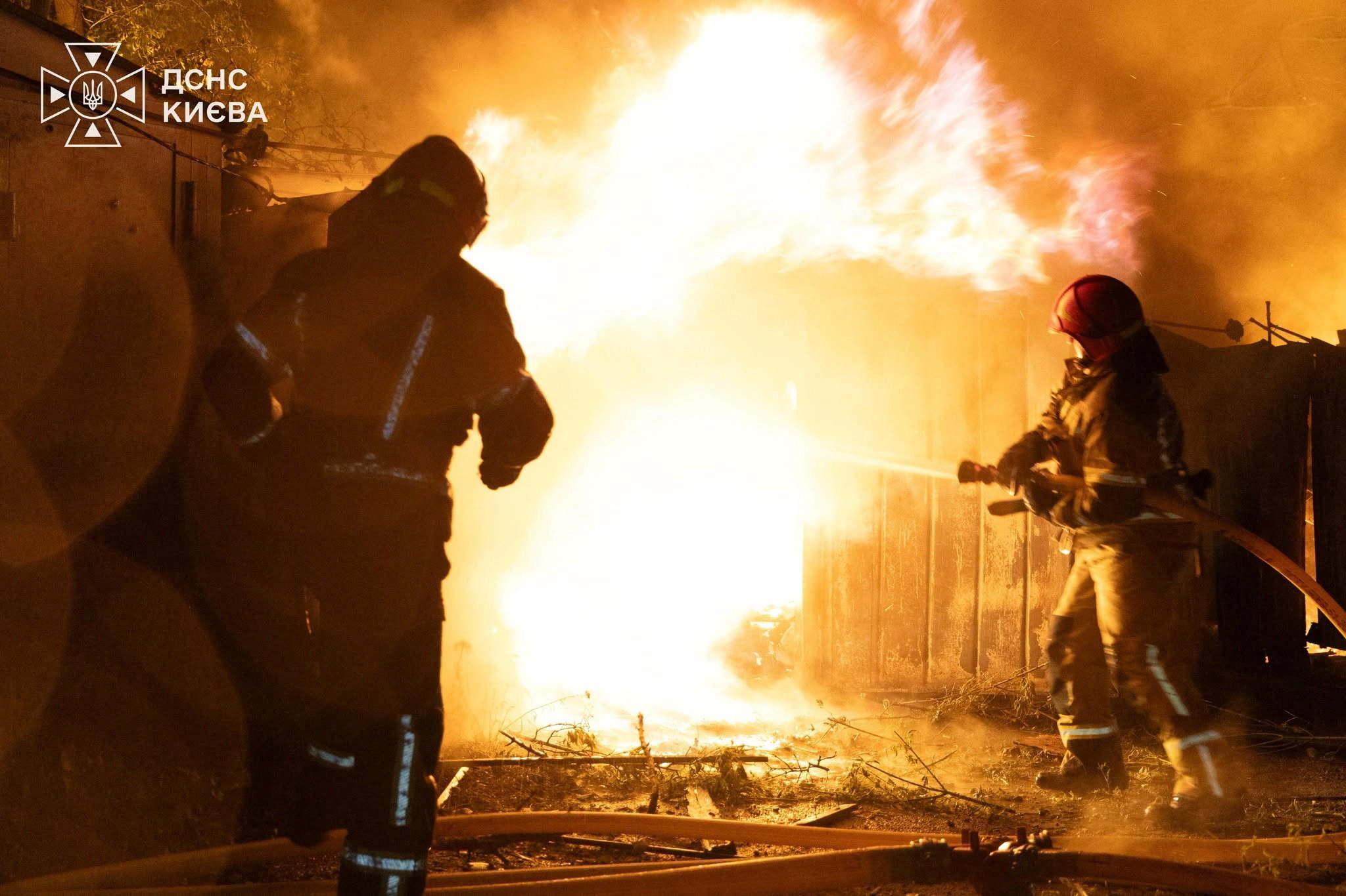 Ουκρανία: Έπληξε δύο ρωσικά διυλιστήρια πετρελαίου στη Ρωσία – Τρείς νεκροί στο Κίεβο από ρωσική επίθεση