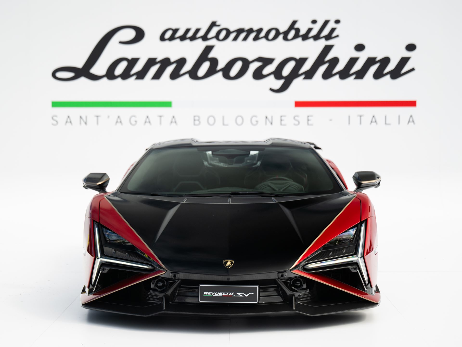 lamborghini-revuelto-sv