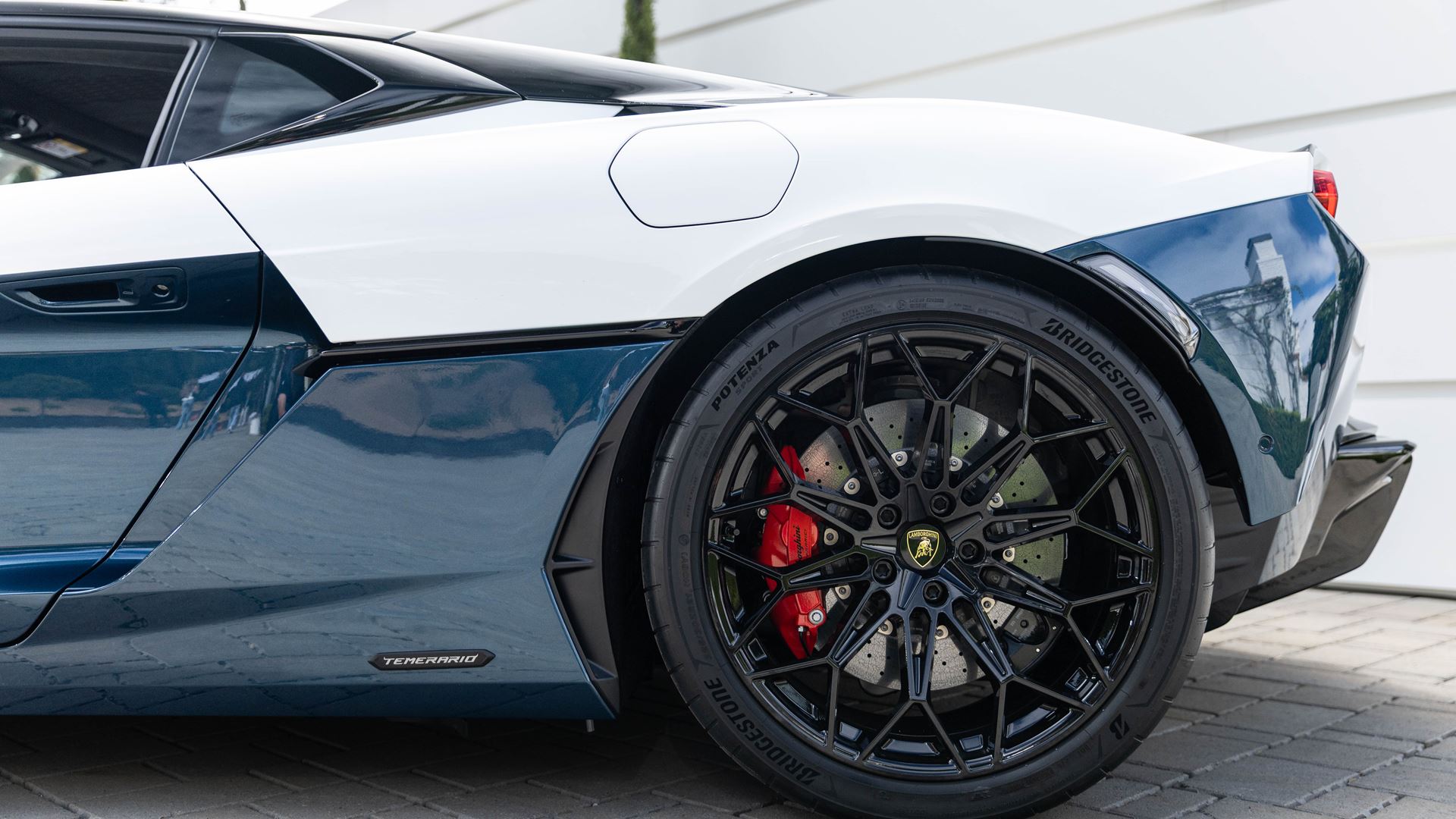 lamborghini-temerario-tricolore