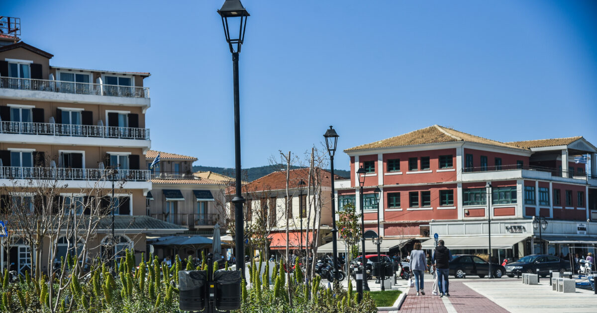 Έξι συλλήψεις για τη βόμβα στο σπίτι επιχειρηματία στη Λευκάδα