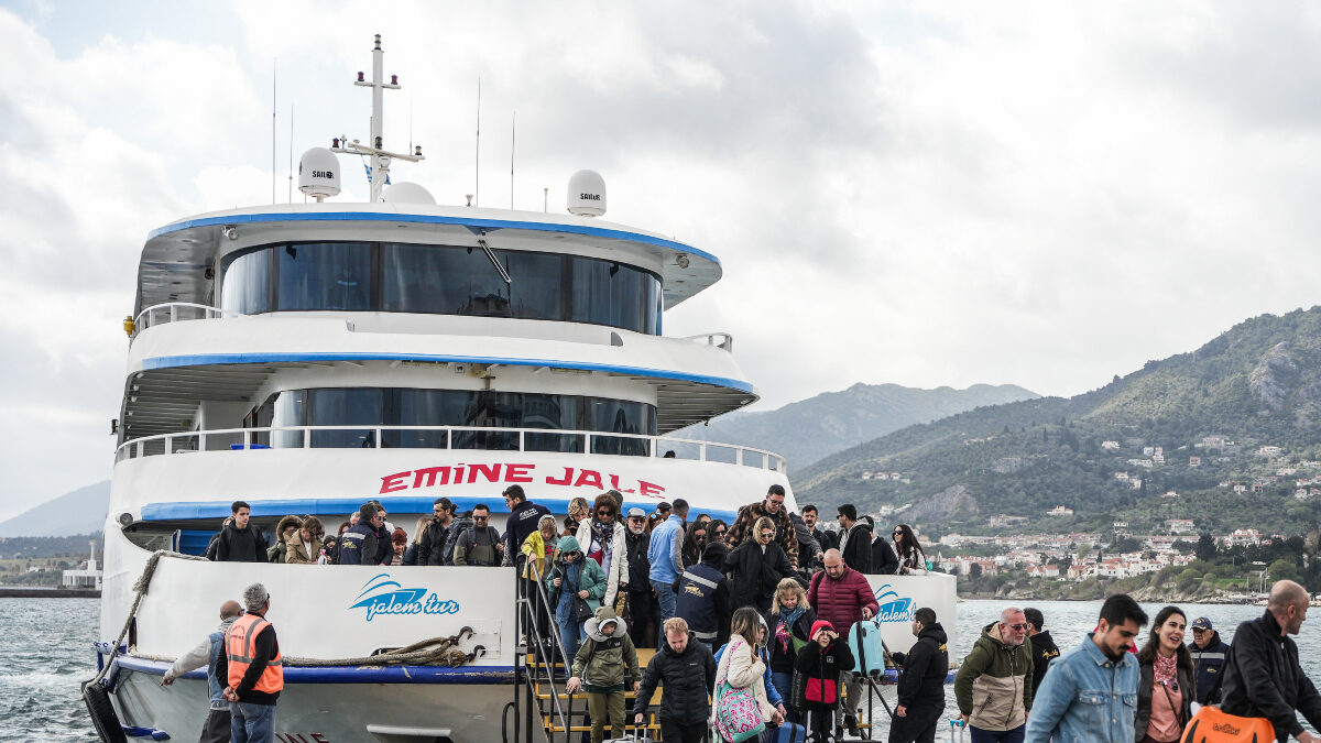 Άφιξη Τούρκων τουριστών στη Λέσβο
