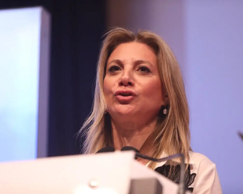 Η επικεφαλής του κόμματος «Ελπίδα για τη Δημοκρατία», Μαρία Καρυστιανού