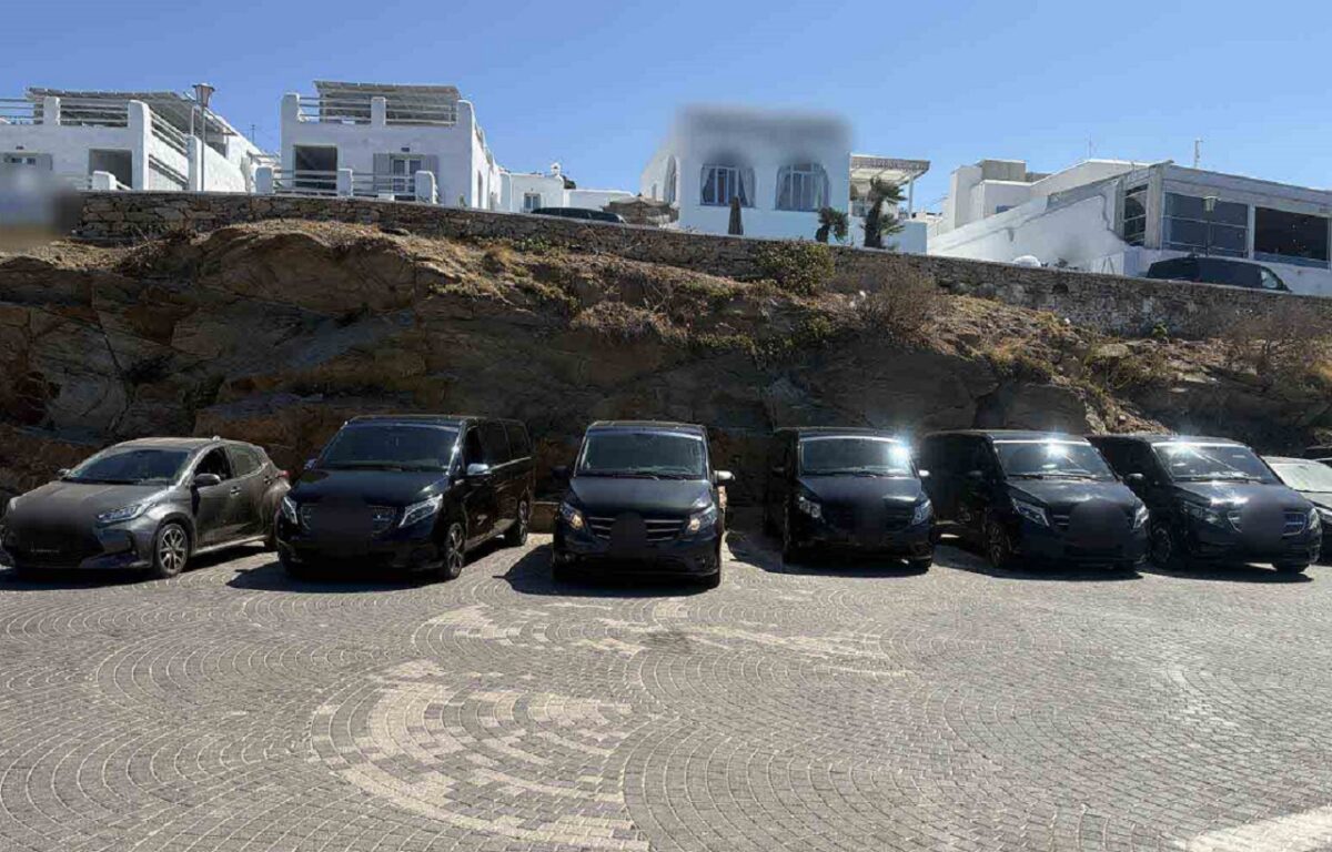 mikonos