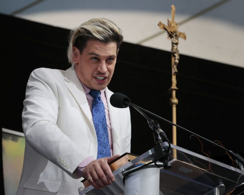 Μάιλο Γιαννόπουλος