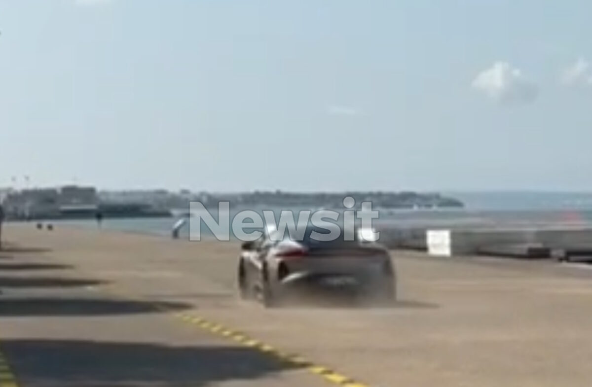 Θεσσαλονίκη: Ασυνείδητοι οδηγοί έτρεχαν παράνομα με τα σπορ αυτοκίνητά τους στη Νέα Παραλία - Η αντίδραση του Δήμου