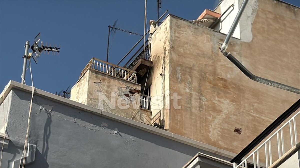 Φωτιά στο Νέο Κόσμο: Ένας νεκρός βρέθηκε μέσα σε διαμέρισμα