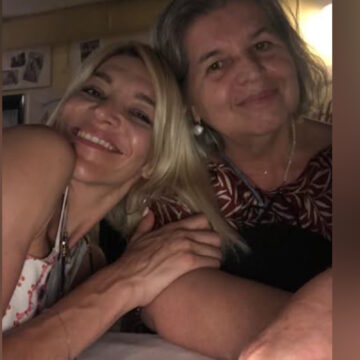 H Αφροδίτη Νέστορα μαζί με την μητέρα της Βάγια Νέστορα