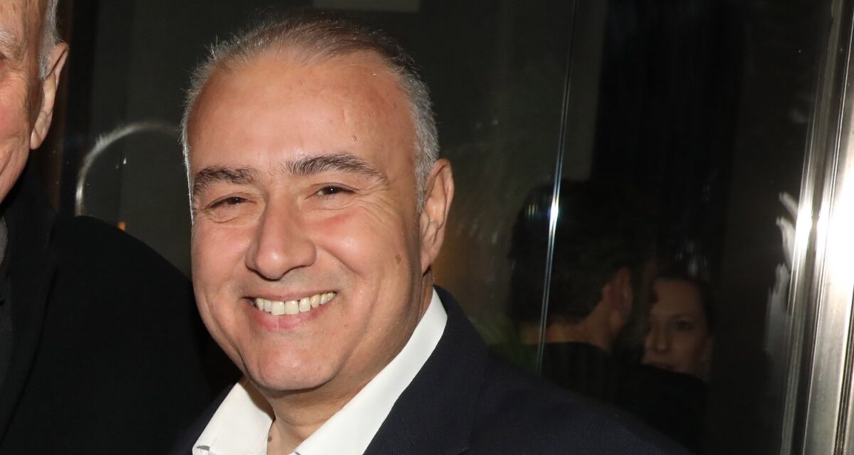 Νίκος Ρογκάκος: «Νιώθω ότι στον ΑΝΤ1 είχα πάντα τη δυνατότητα να εξελίσσομαι»